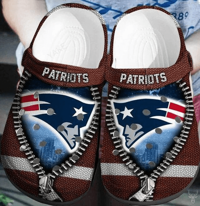 New England Patriots Zipper Design Crocss Clog Comfortable Shoes Ver668