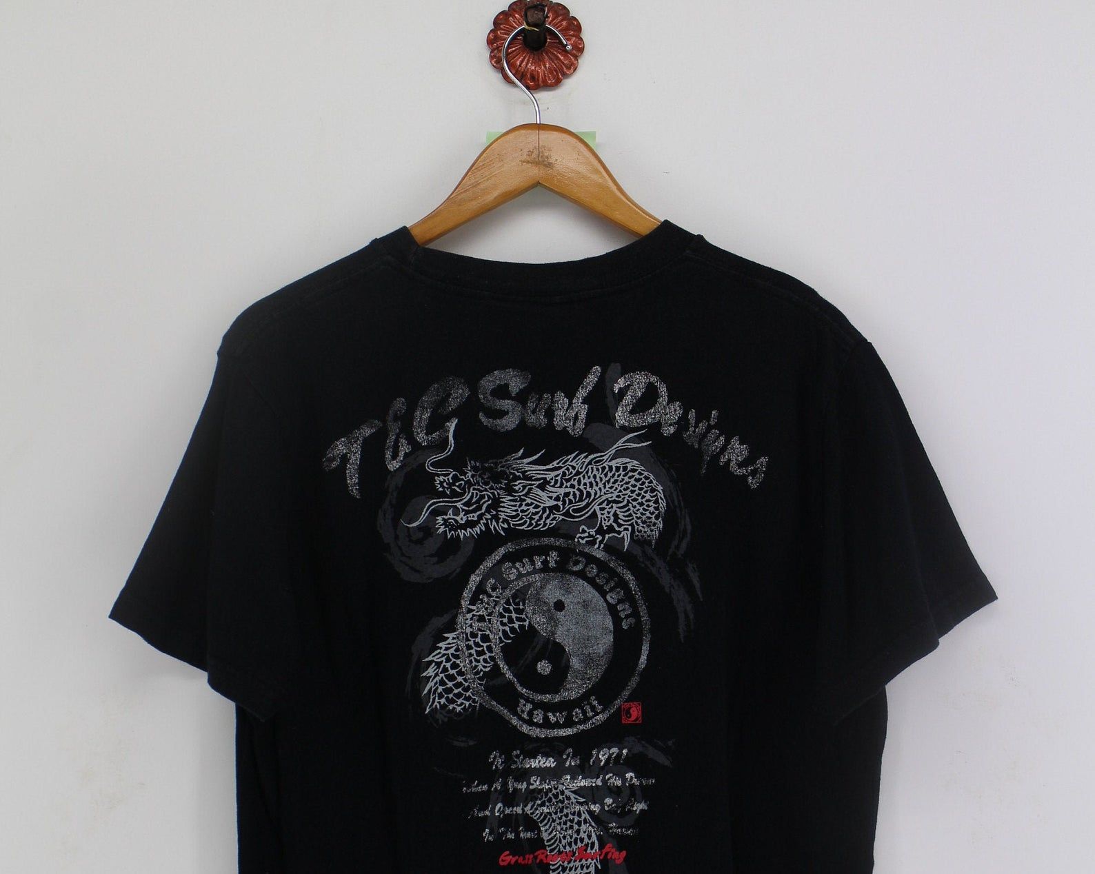 Vintage 90S Tc Surf Designs Tshirt Unisex Tnc Dragon Ed Hawaii Pipeline Aloha Wear Endless Wave Tour Surfer Black Tee M