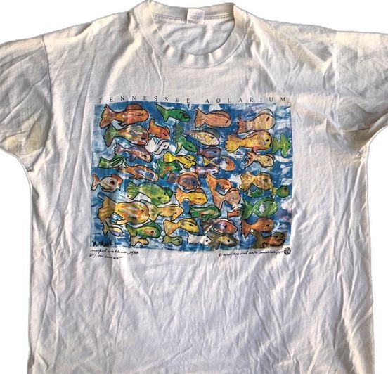 1988 Distressed Vintage Tennessee Aquarium Tee Shirt Outfit