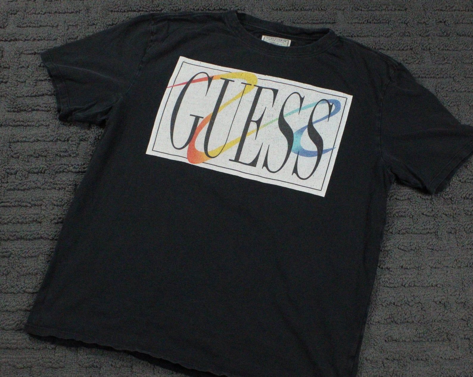 Guess Usa T-Shirt / Vintage Guess Jeans Logo Tee / 90S Promo Graphic Shirt