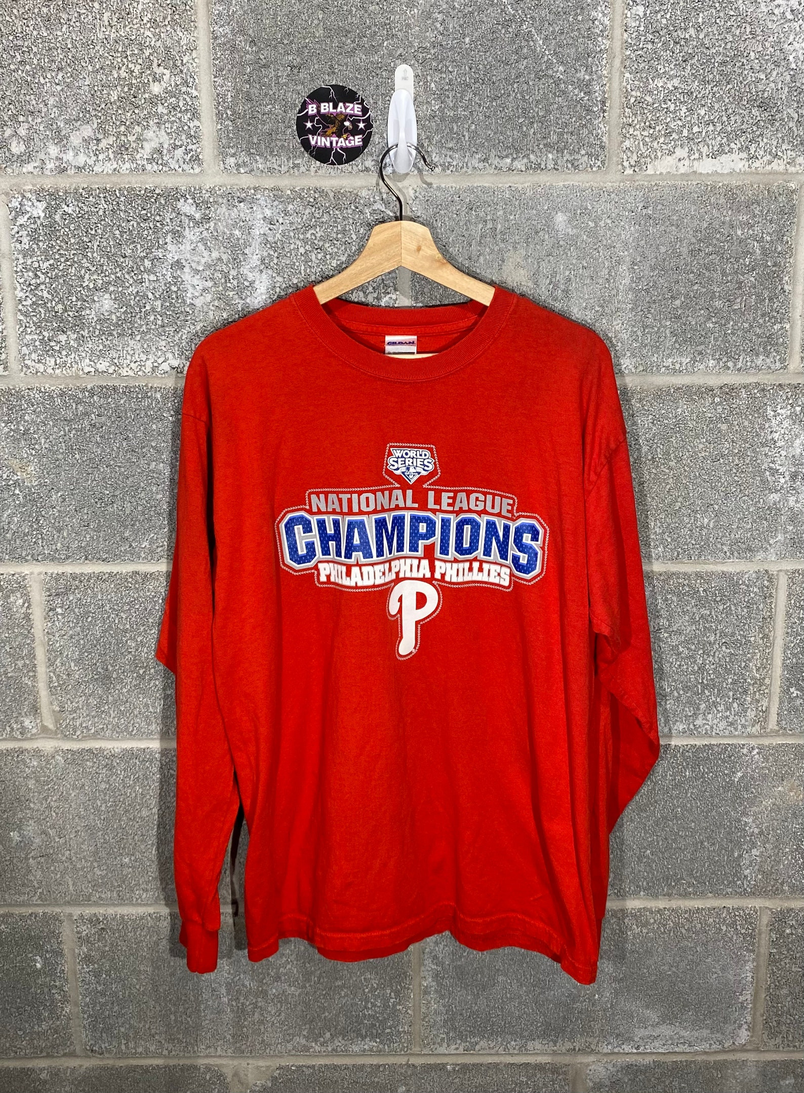 Vintage 2000S Philadelphia Phillies National Leauge Champions Graphic Shirt