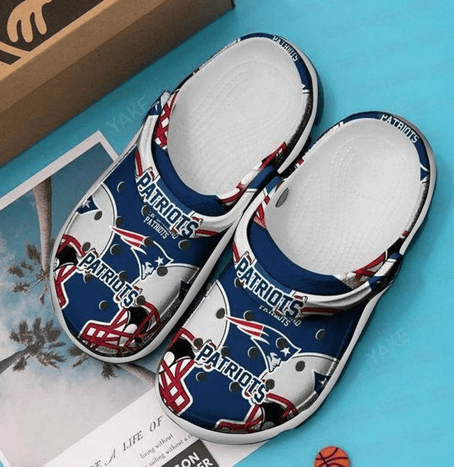 New England Patriots Blue White Crocss Clog Comfortable Water Shoes Ver419