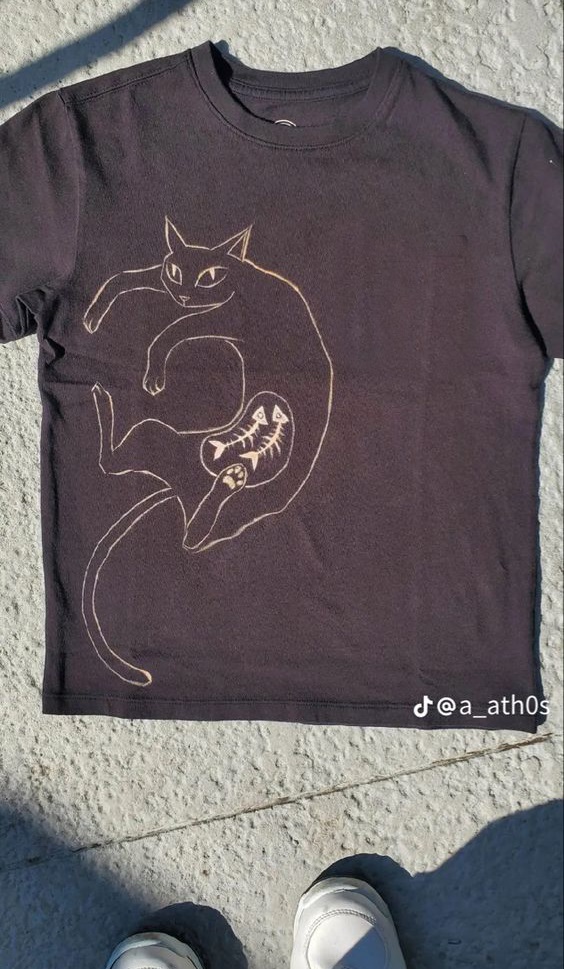 Cat Belly Tee Shirt Outfits