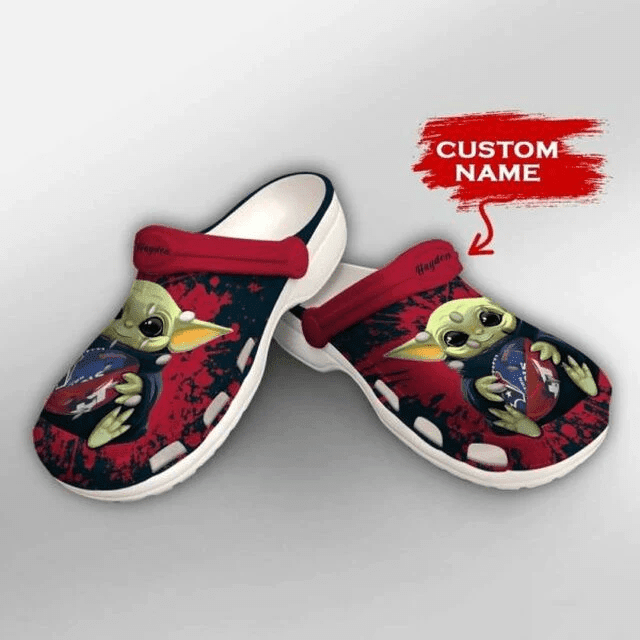 Baby Yoda Hug Houston Texans Custom Name Crocss Clog Comfortable Shoes Ver632