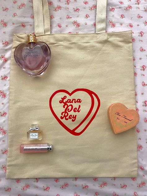 Lana Del Rey Heart Tote Bag