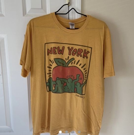 Keith Haring New York Big Apple Shirt Outfit