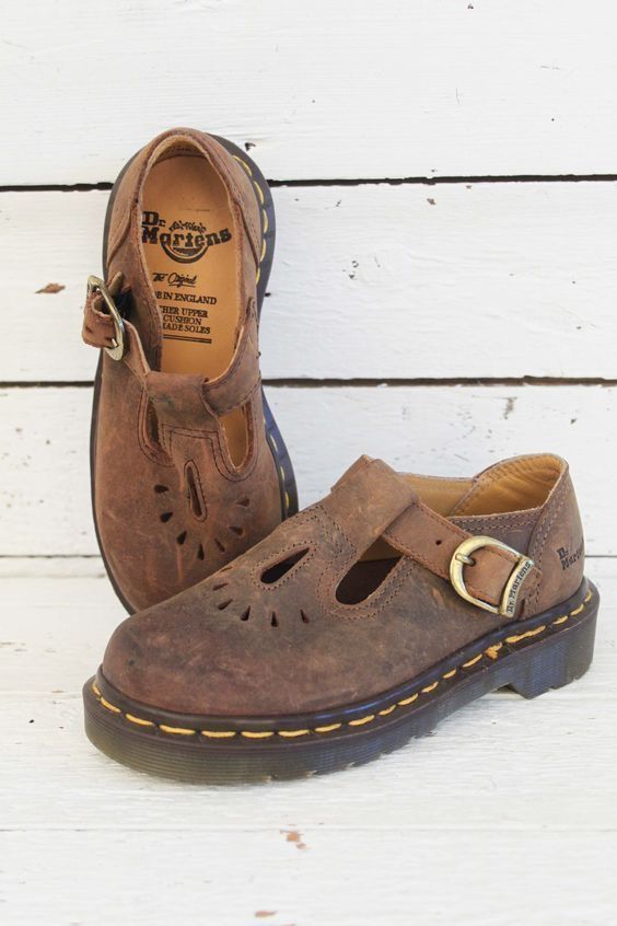 Dr. Martens 01