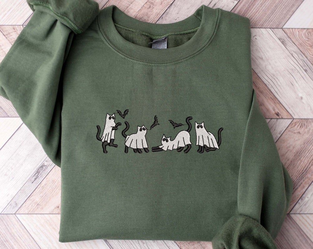 Embroidered Ghost Cat Sweatshirt, Embroidered Halloween Shirt, Halloween Ghost Cat Sweatshirt, Funny Halloween Shirt, Halloween Sweatshirt x Rotic Style !