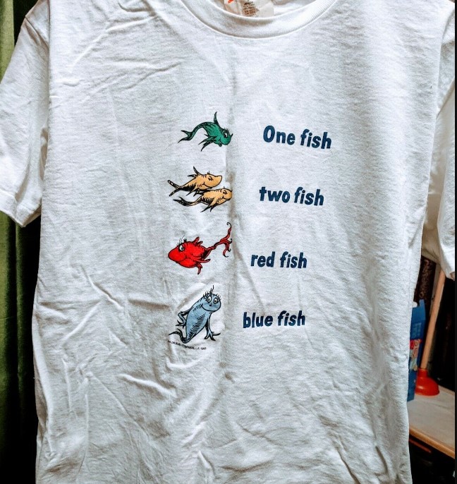 Vintage 90 s Dr  Seuss One Fish Two Fish Tee Shirt Outfits