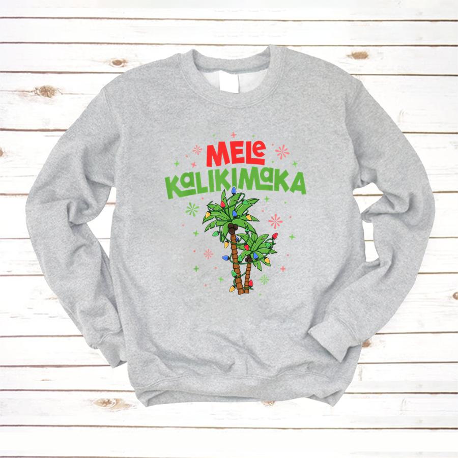 Mele Kalikimaka Hawaiian Christmas Palm Tree Lights Xmas T Shirt