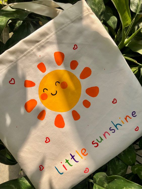 Tote bag sun, pintada a mano, Canvas Tote Bags, Tote Bag Design, Tote Bag Idea