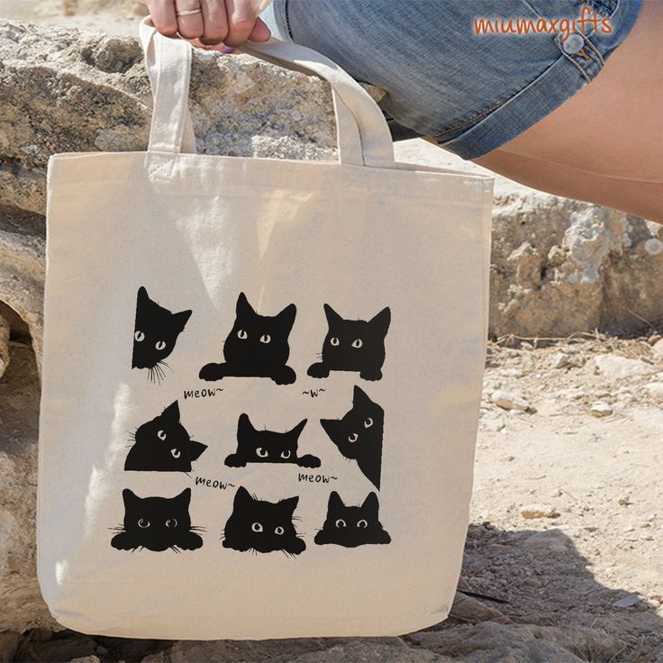 Black Cat Tote Bag, Peeking Cat Tote Bag, Silhouette Cat Bag, Cat Lover Tote Bag, Cat Mom Bag, Cat Mom Gift, Cat Lover Gift, Shopping Bag, Bolsas de tela pintadas, Arte con bolsa, Bolsas de tela ecologicas, Best Tote Bags Ideas, Cute Tote Bags Ideas, Tote Bag Design Ideas, Girls Tote Bag, Best Canvas Tote Bags Ideas