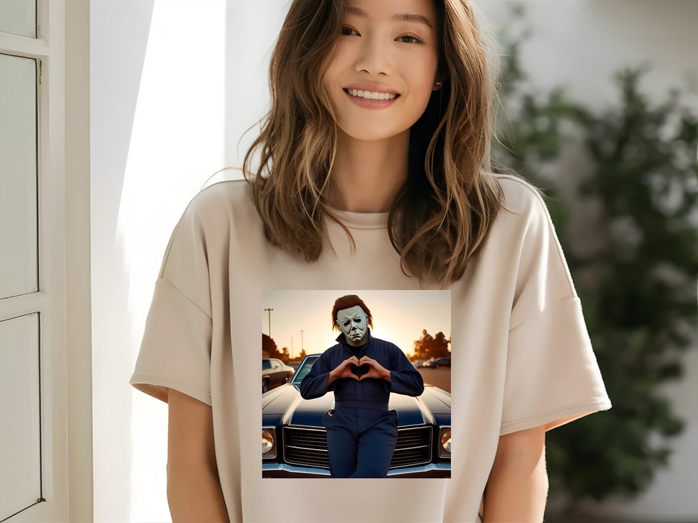 Horror Movie Sweatshirt,Scary Movie T-Shirt,Vintage Meyers Halloween Graphic T-shirt,Friday The 13th Shirt,Halloween Heart Hands T-Shirt