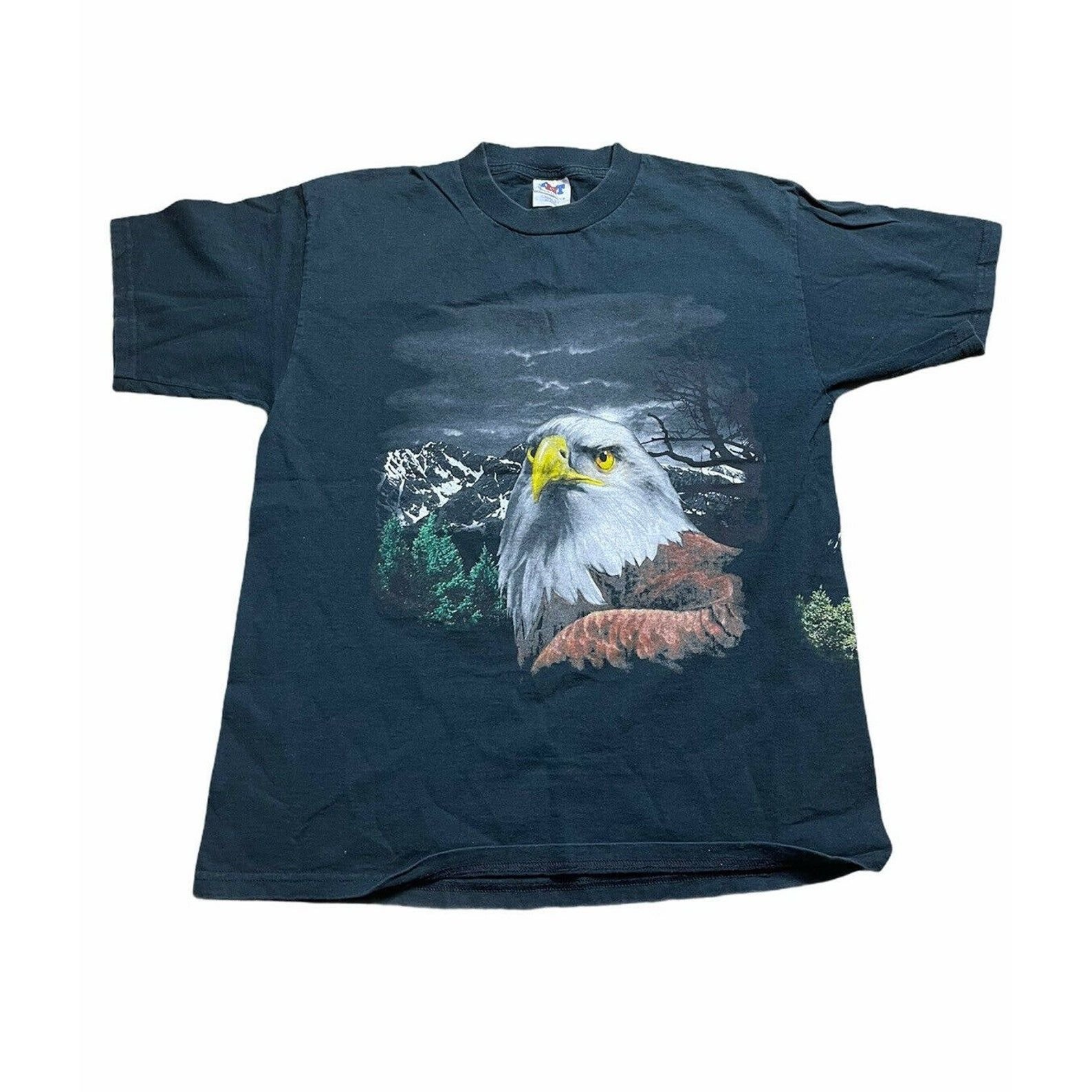 Vintage Bald Eagle Animal Nature Outdoors Tshirt