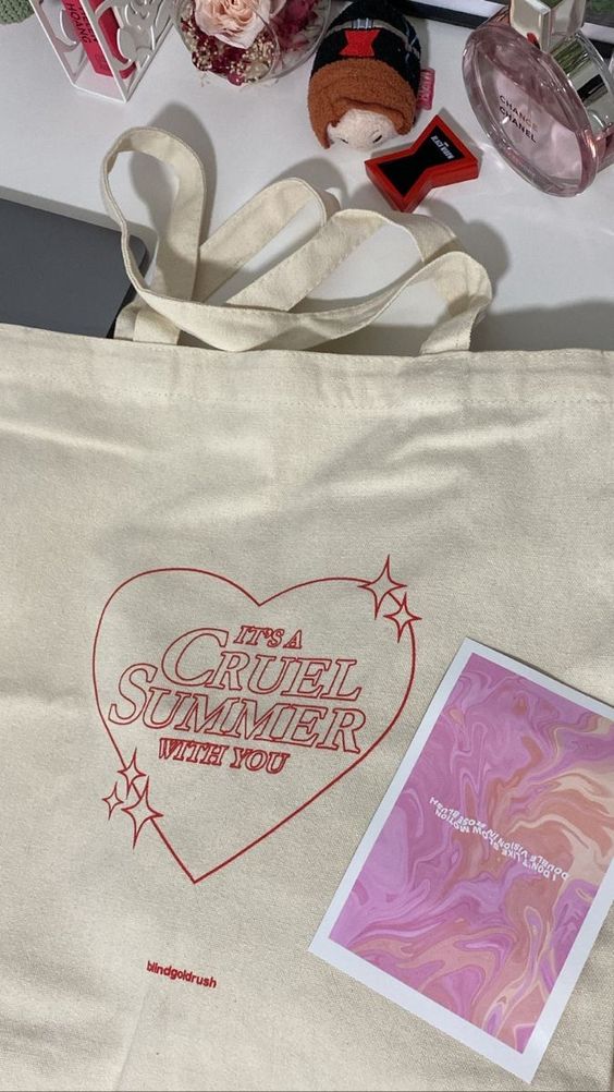 Cruel summer Tote bag