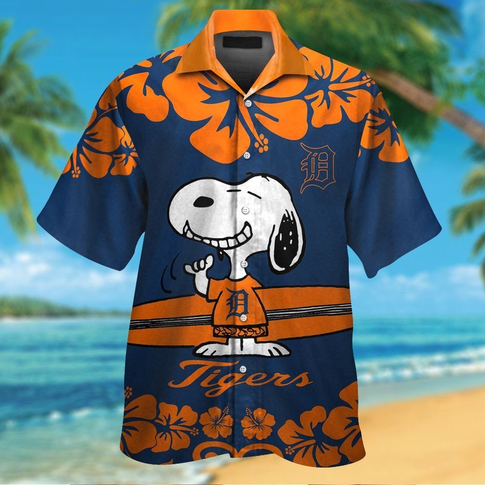 Detroit Tigers Snoopy Short Sleeve Button Up Tropical Hawaiian Shirt