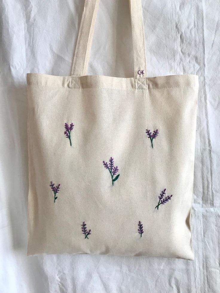 Embroidery On Bags Totes, Best Tote Bags Ideas, Cute Tote Bags Ideas, Tote Bag Design Ideas, Girls Tote Bag, Best Canvas Tote Bags Ideas