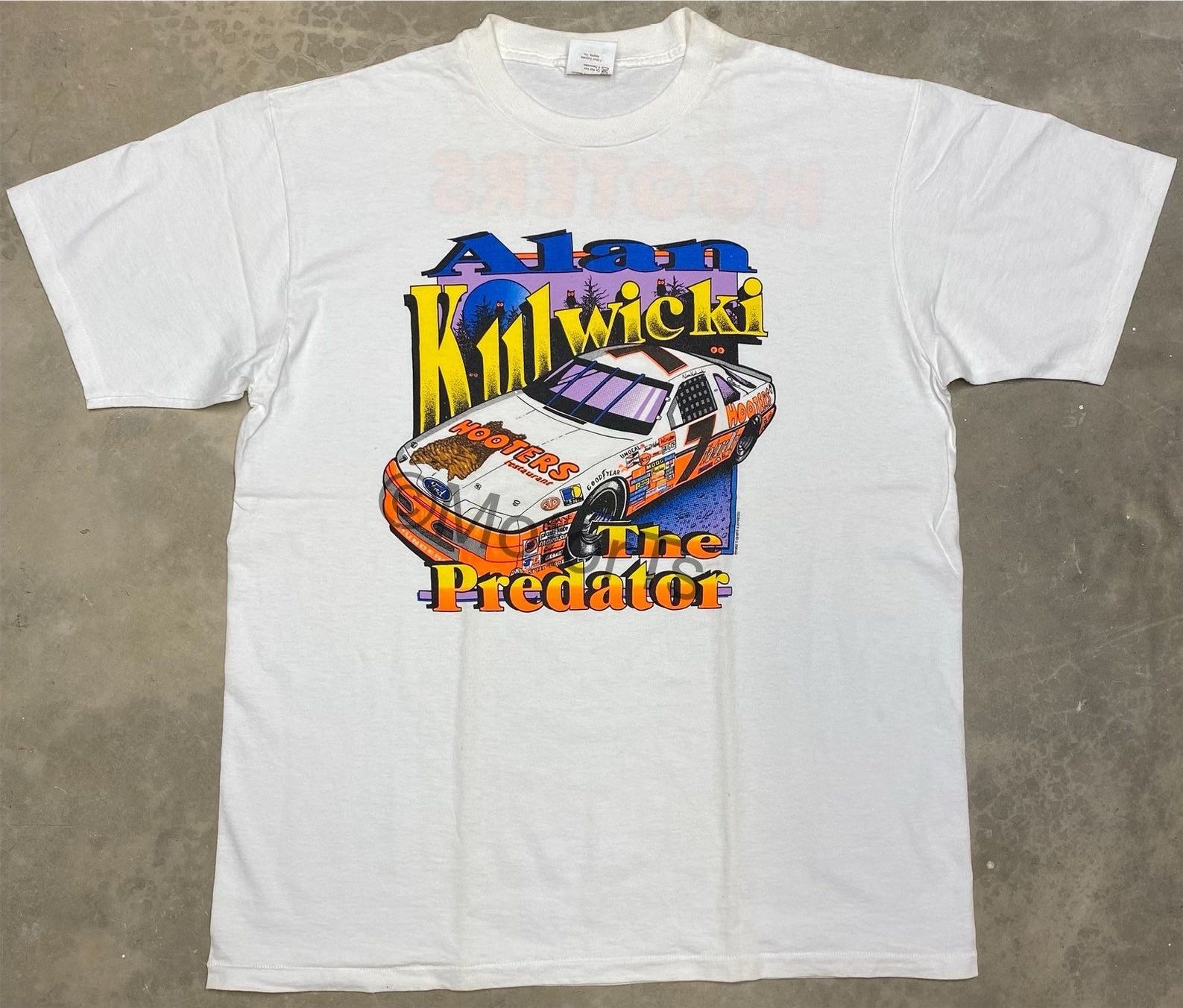 Vintage 1992 Hooters 500 Atlanta Motor Speedway Event Tee –