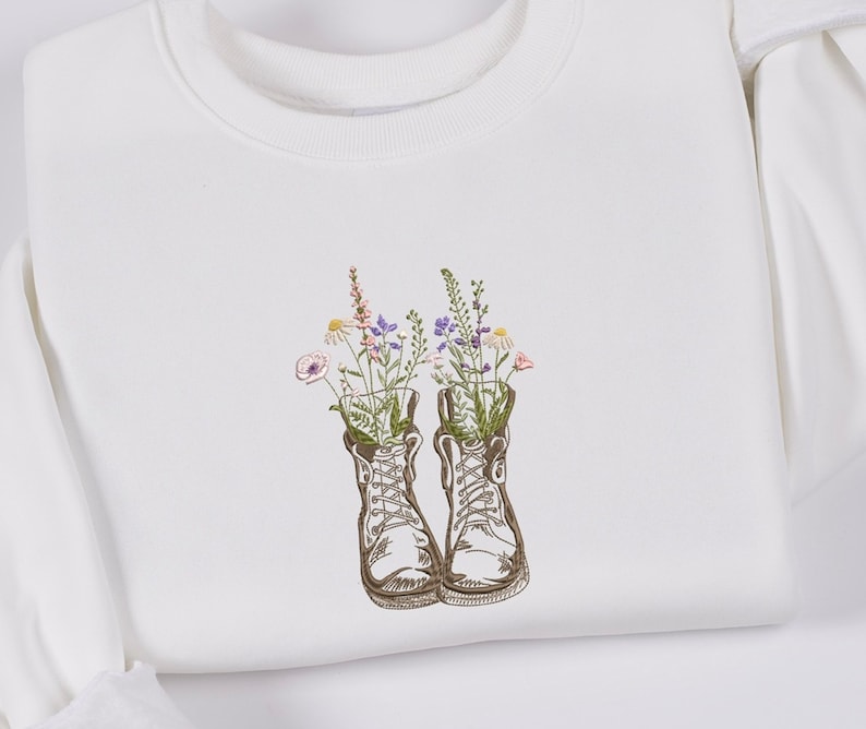 Embroidered Wildflower Boots Sweatshirt Embroidered, Botanical Flower Shoes Tshirt Sweatshirt Hoodie, Trendy Shirt Embroidered