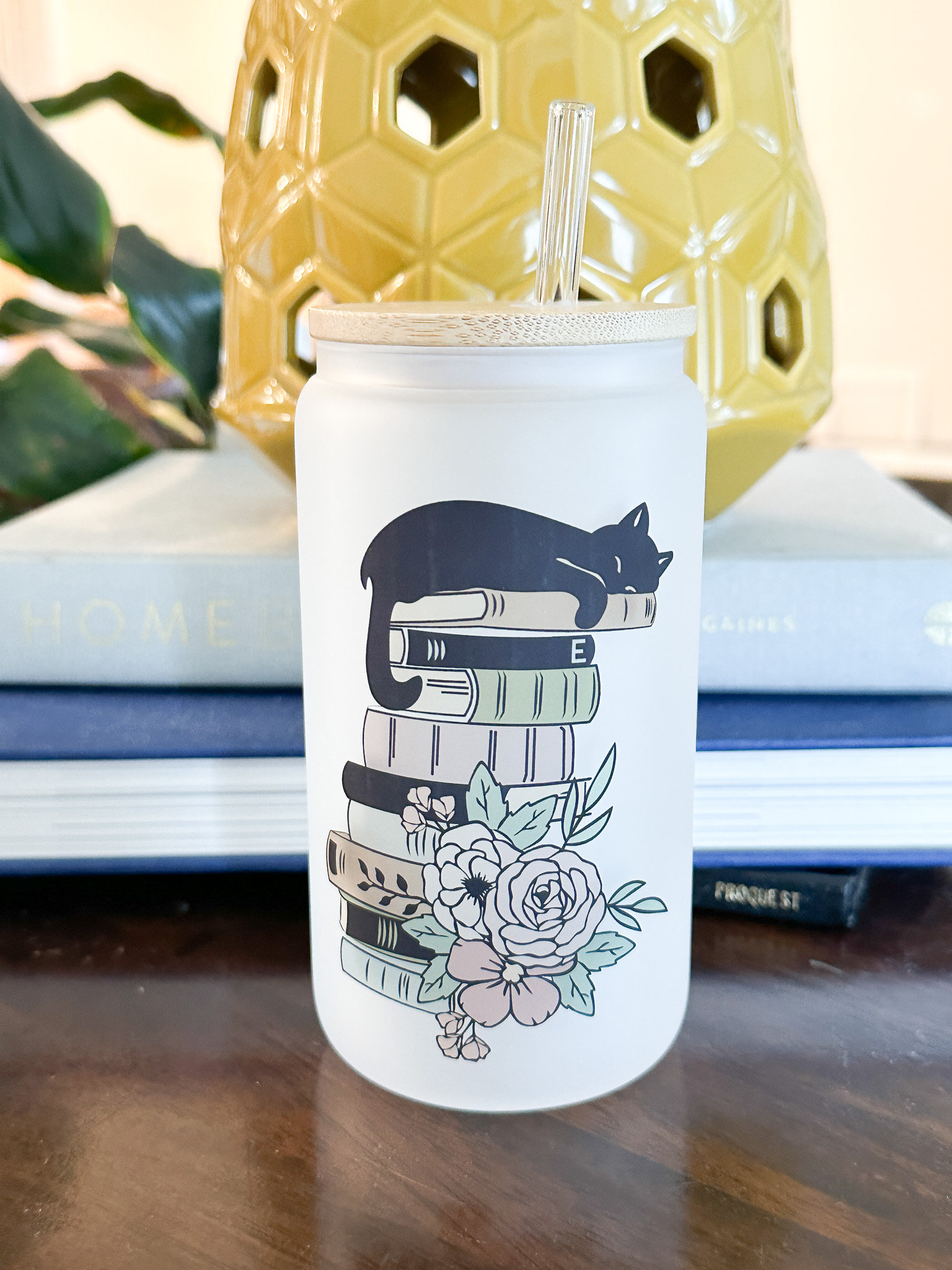 Cat and Books Can Glass, Iced Coffee … fashionstation