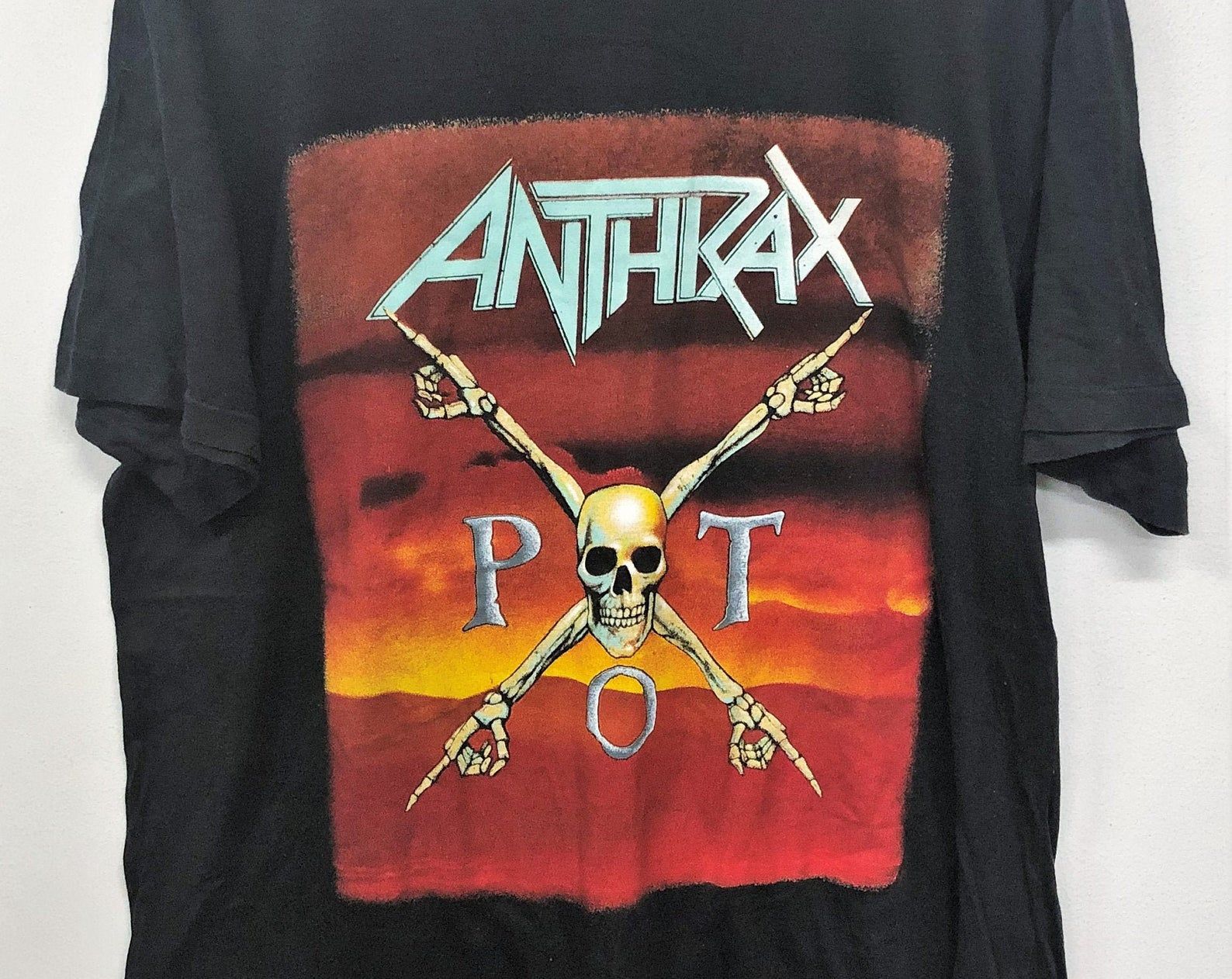 Vintage 1990 Anthrax Rock Thrash Metal Tour Concert T-Shirt