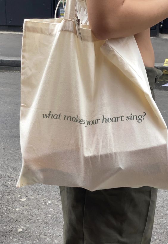 What Makes Your Heart Sing Tote Bag, Canvas Tote Bags, Tote Bag Design, Tote Bag Idea