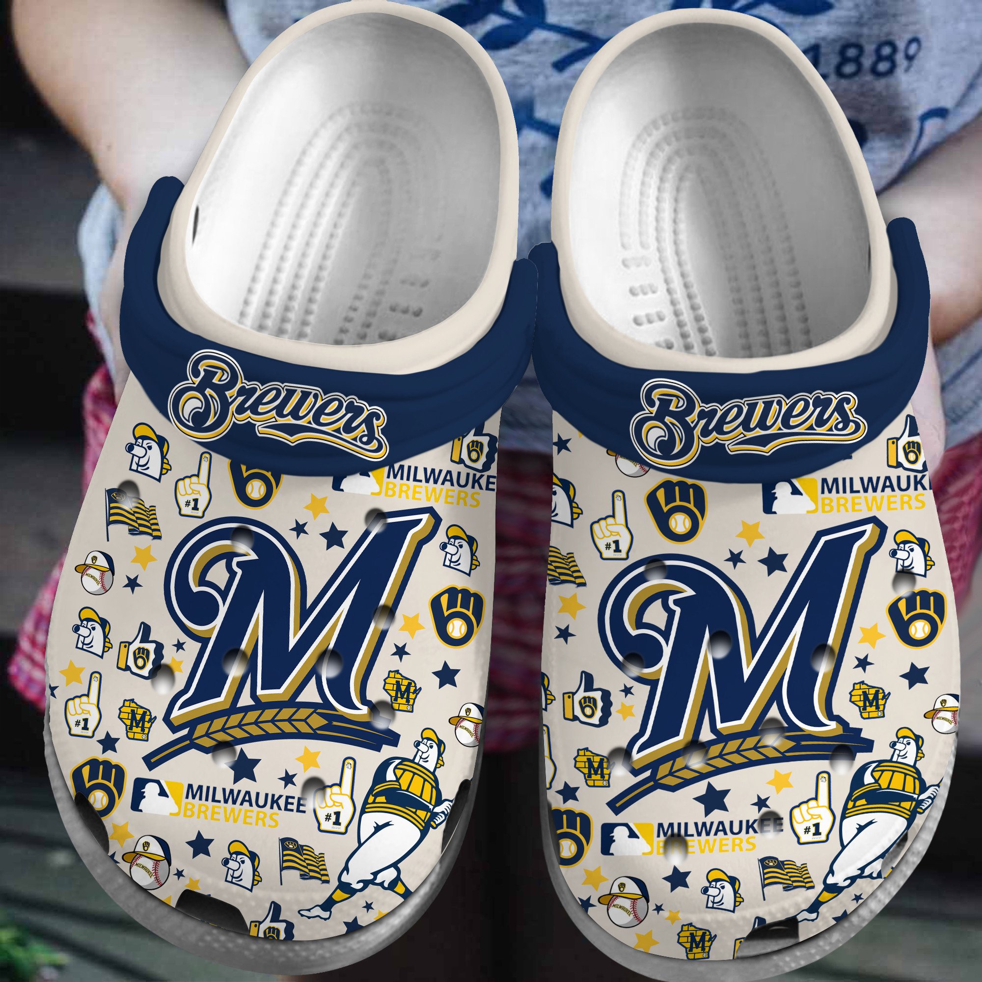 Milwaukee Brewers Logo Baseball MLB Cheer Mascot BigM Crocss Classic Clogs Shoes Ver655