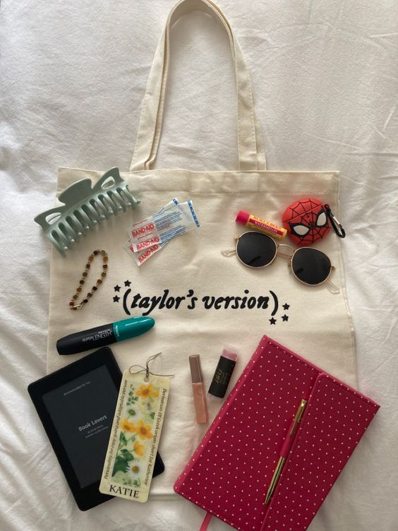 Taylor’s version tote bag N135, Canvas Tote Bags, Tote Bag Design, Tote Bag Idea