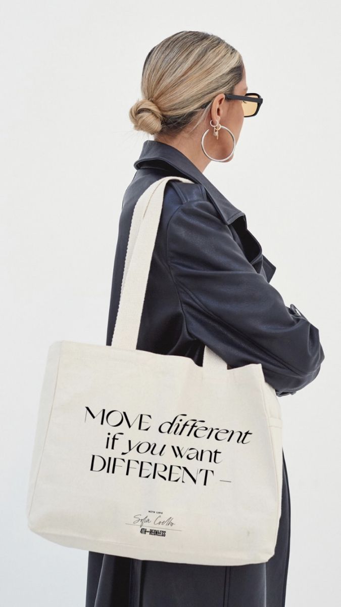 Tote Bag Outfit Aesthetic, Best Tote Bags Ideas, Cute Tote Bags Ideas, Tote Bag Design Ideas, Girls Tote Bag, Best Canvas Tote Bags Ideas