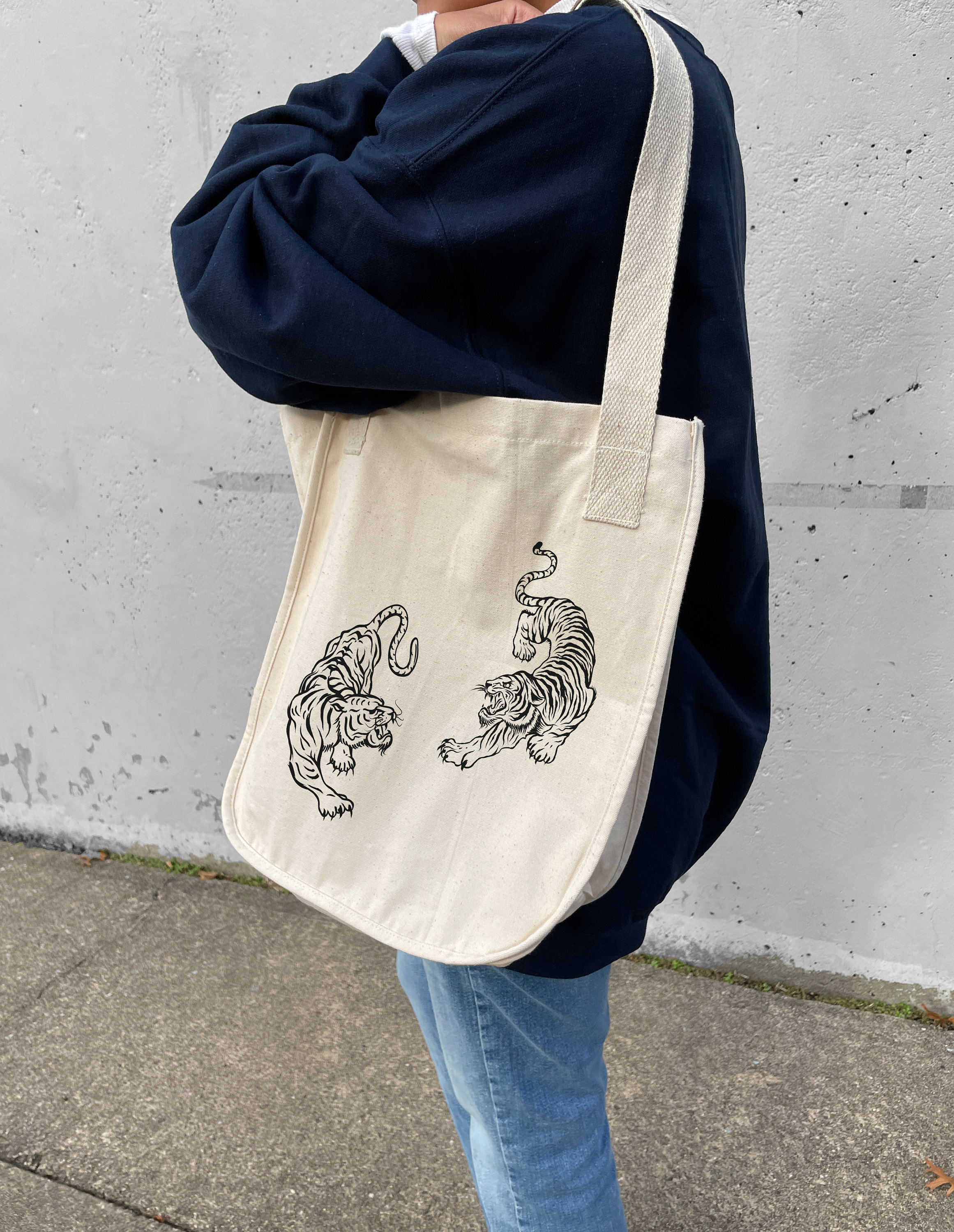 Tiger Tote Bag Reusable Canvas Trendy Shopping Aesthetic Clothes Indie Alt Clothing Cute Shoulder Market Bag Y2K Graphic Edgy Clothing