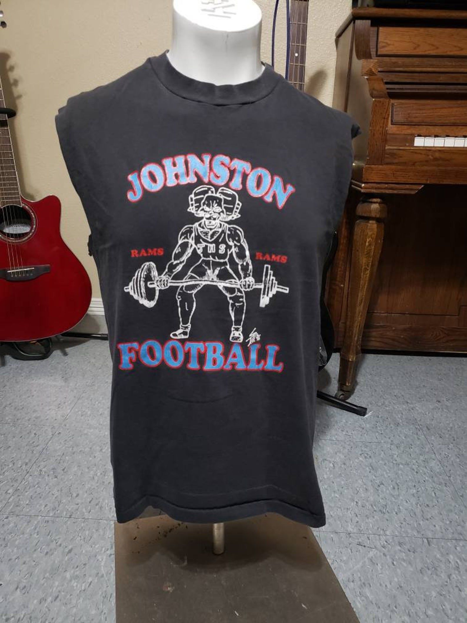 Vintage 90S Johnston Rams 1996 Tshirt L