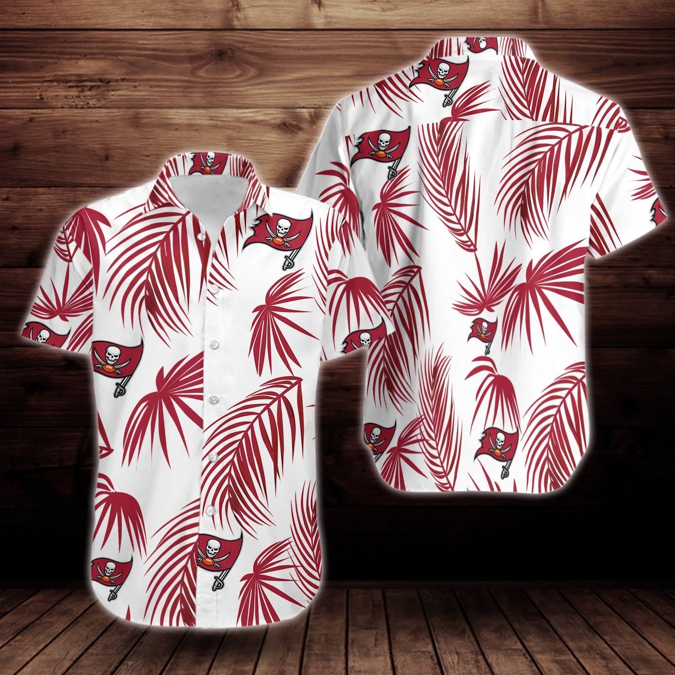 Tampa Bay Buccaneers Flower Short Sleeve Hawaiian Shirt