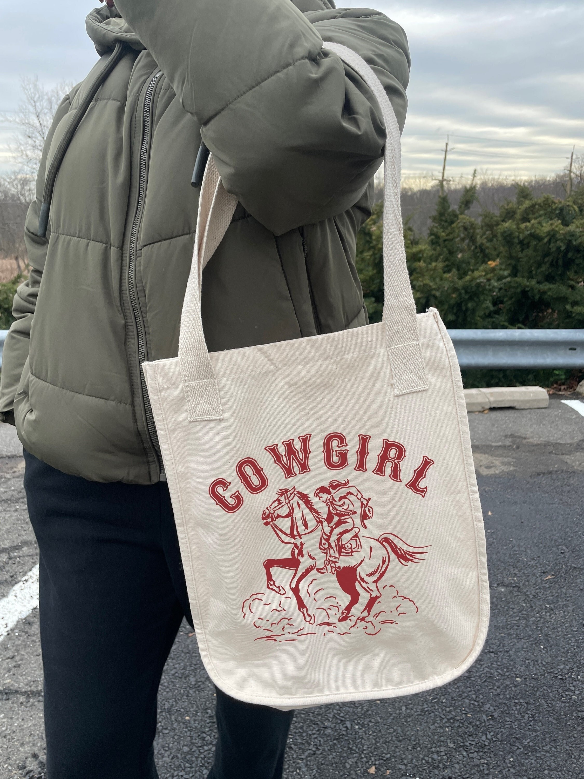 Cowgirl Canvas Tote Bag Western Clothes Indie Clothing Cute Aesthetic Trendy Y2K Graphic Bag Reusable Shoulder Shopping Produce Bag