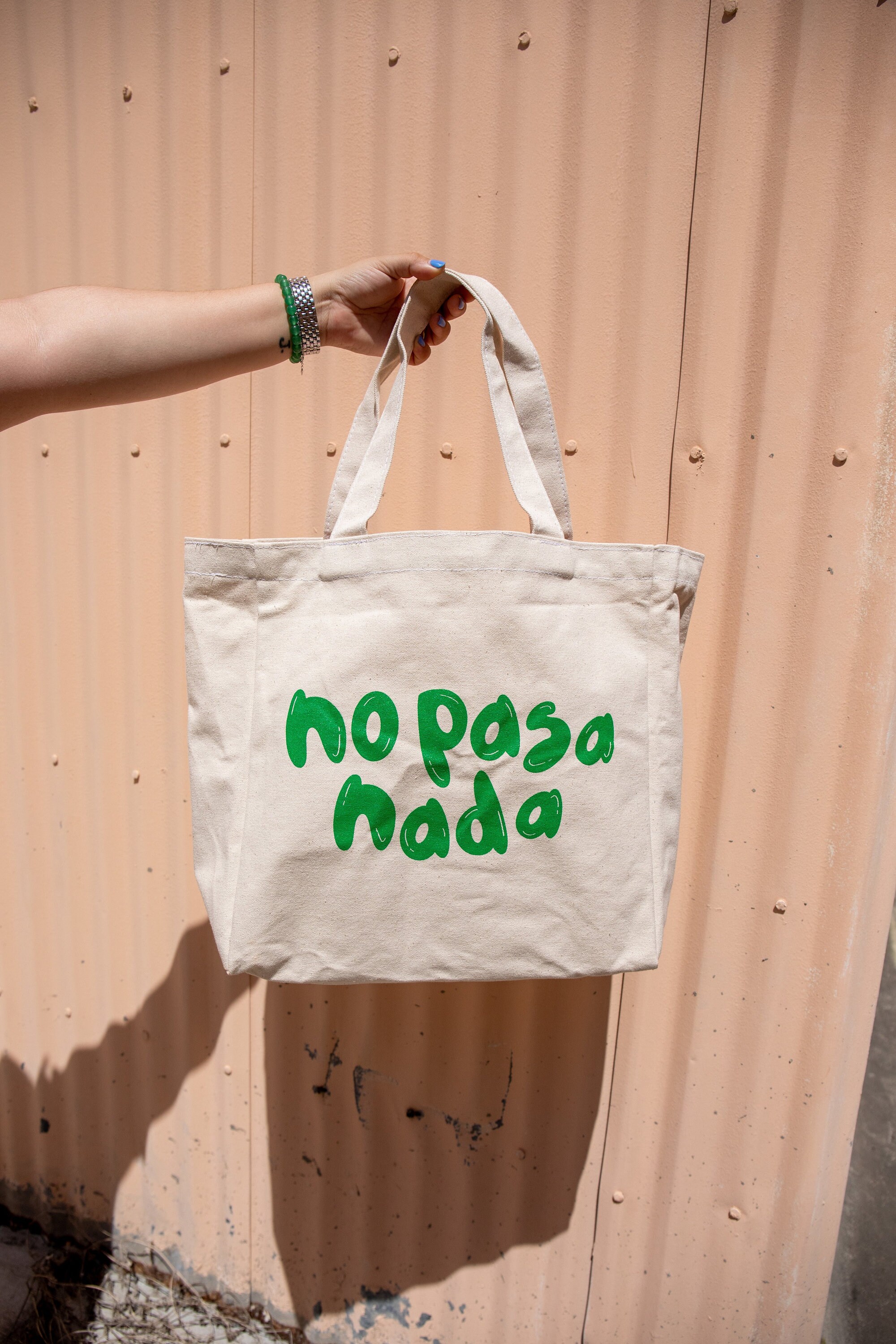 No pasa nada tote ( A Very Vero Collection) – No Pasa Nada – Latina Owned Brand – Latina Power –