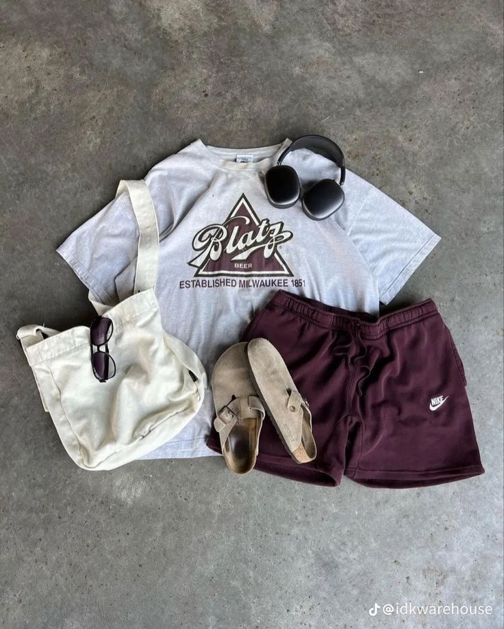 Bookish Outfits, Outfit ideas Shirt  &hellip;