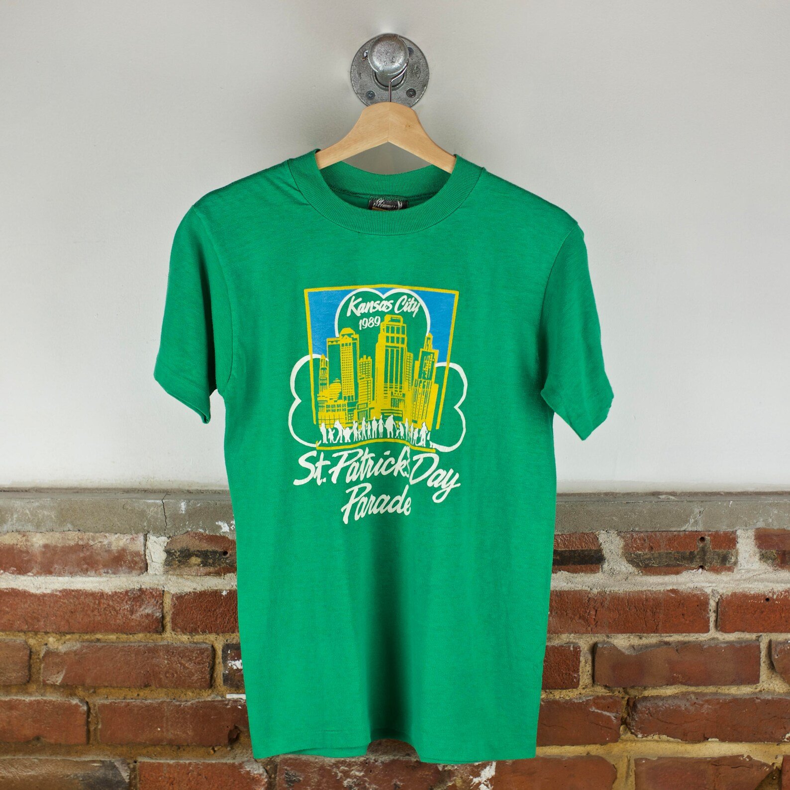 Vintage 1989 Kansas City St Patricks Day Parade  Skimmers T Shirt