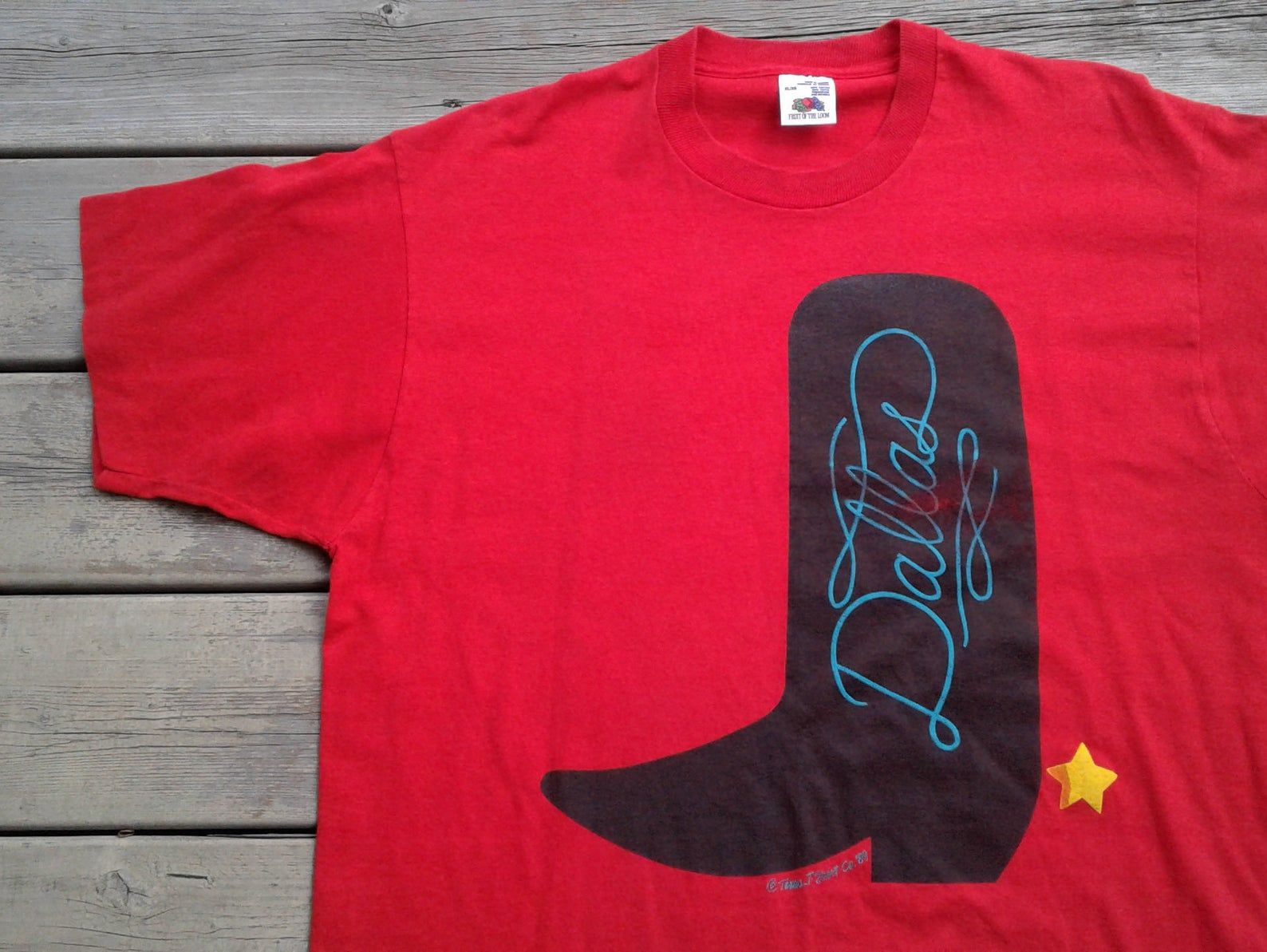 Vintage 1989 Dallas Texas / Big Boot And Spur Souvenir T-Shirt Made In Canada