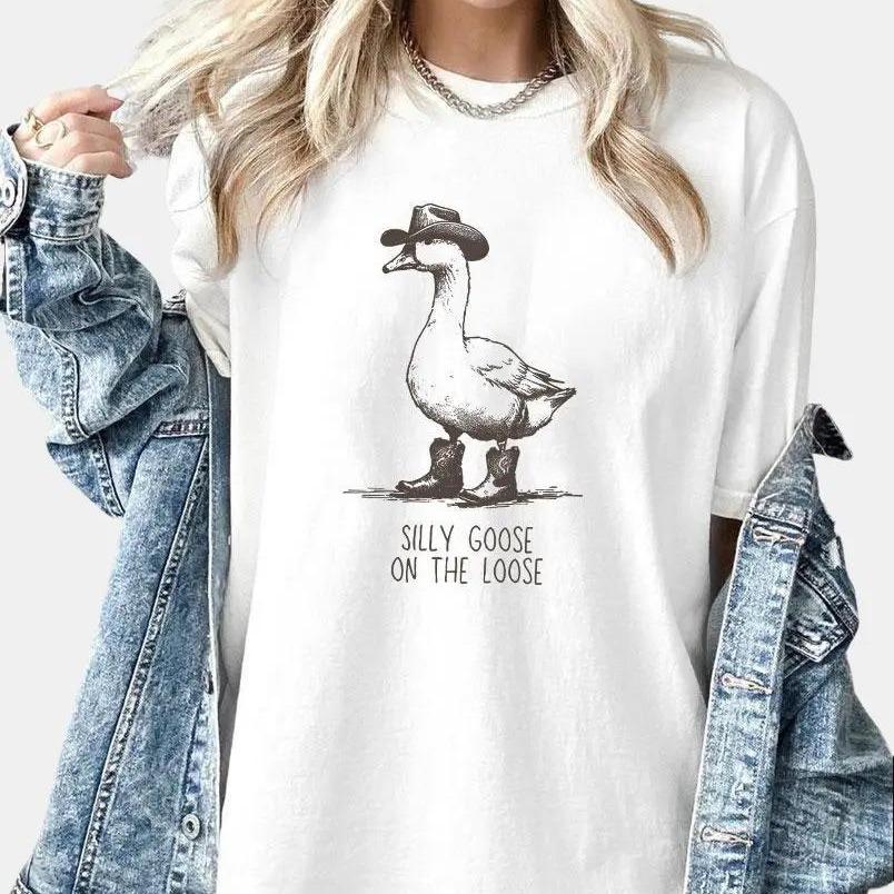 Silly Goose On The Loose T-shirt, Du &hellip;