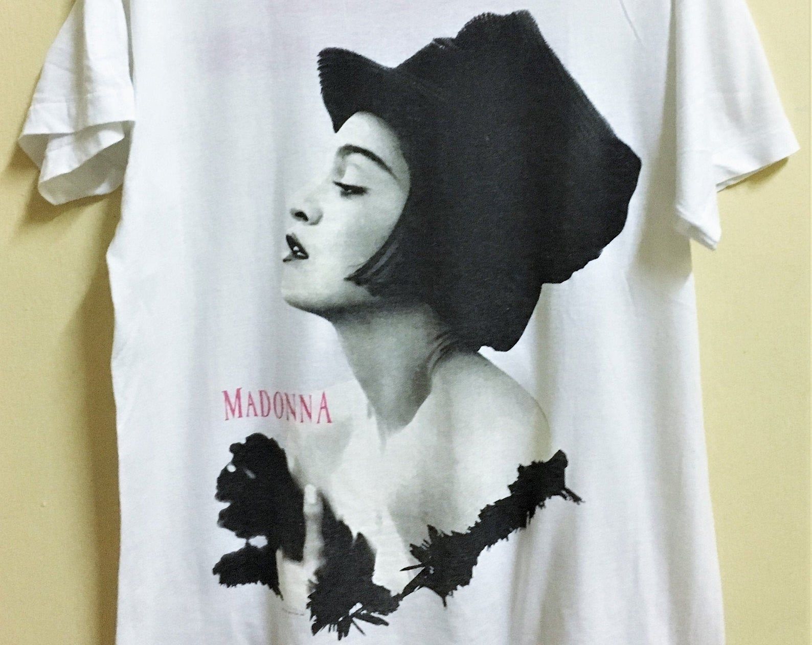 Vintage 1990 Madonna Blonde Ambition Pop Rock Diva Tour Concert Promo T-Shirt