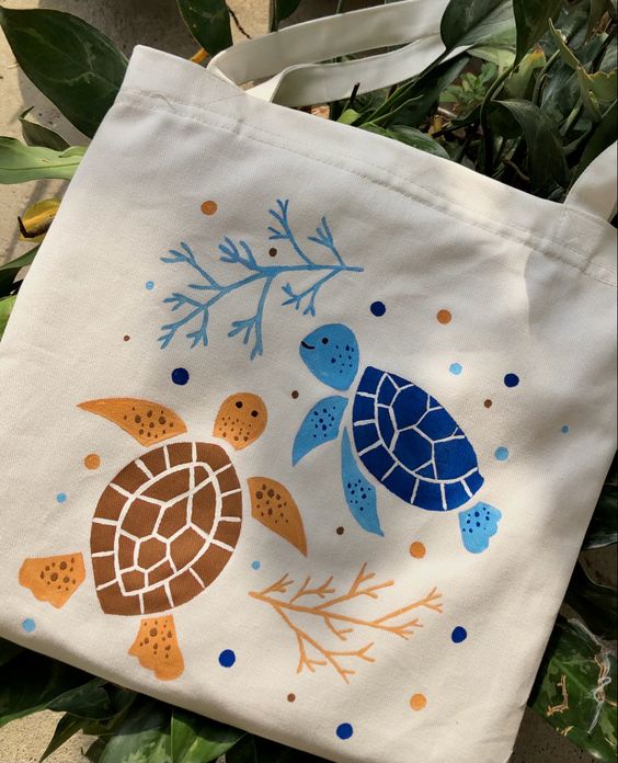 Tote bag tortugas, pintada a mano, Canvas Tote Bags, Tote Bag Design, Tote Bag Idea