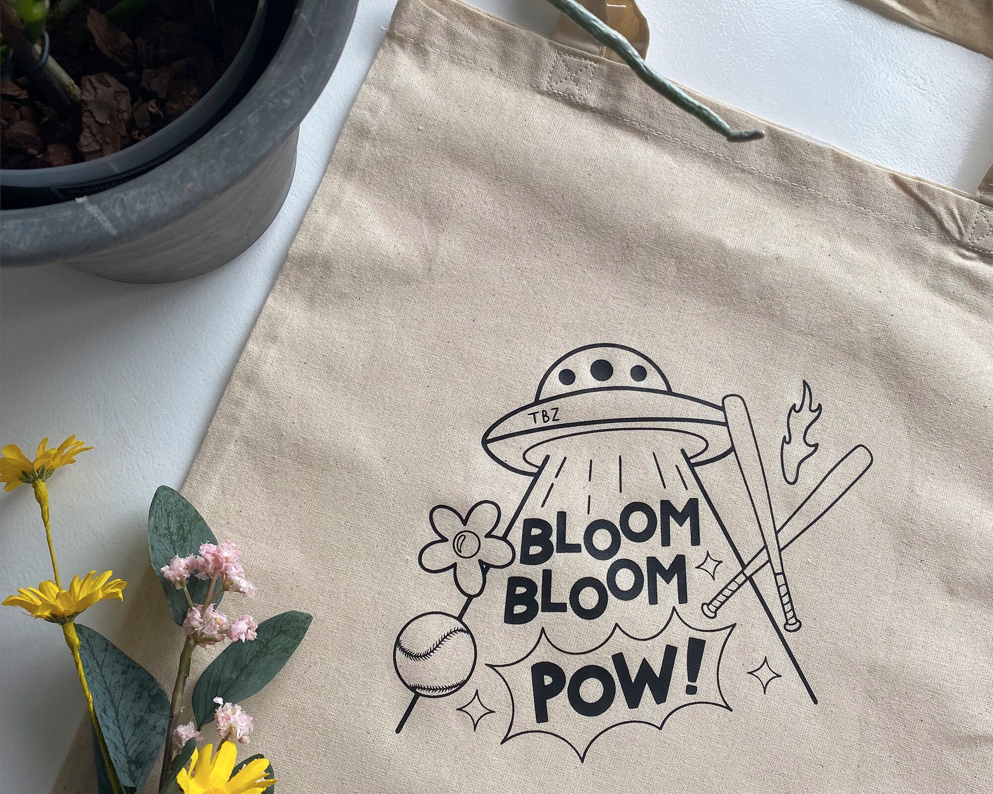 The Boyz Tote Bag Bloom Bloom Pow 100% cotton and Heat transfer Vinyl (K-pop Shopping Bag) Black The B Deo Bi