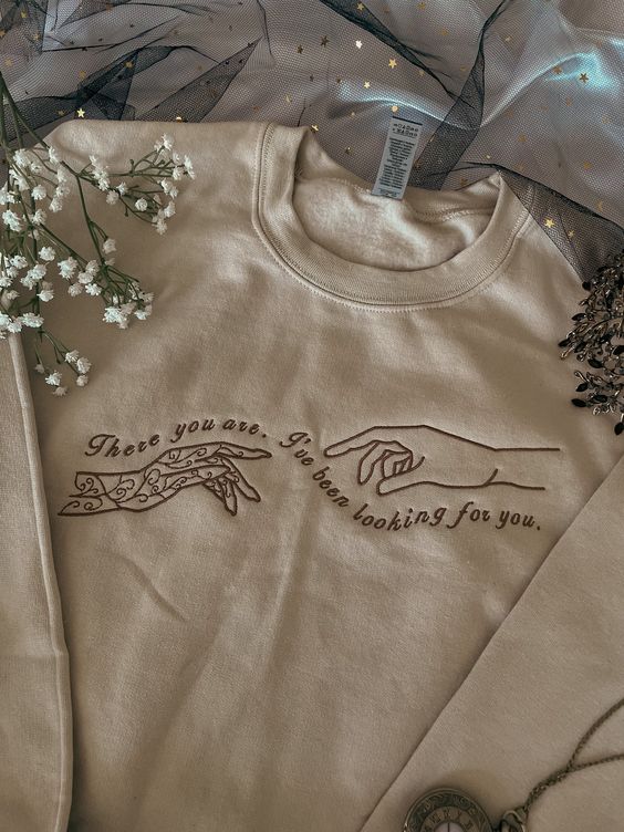 Feysand Embroidered Crewneck Sweatshirt Merch | ACOTAR | Feyre & Rhysand | Bookish | Night Court | SJM Universe Velaris