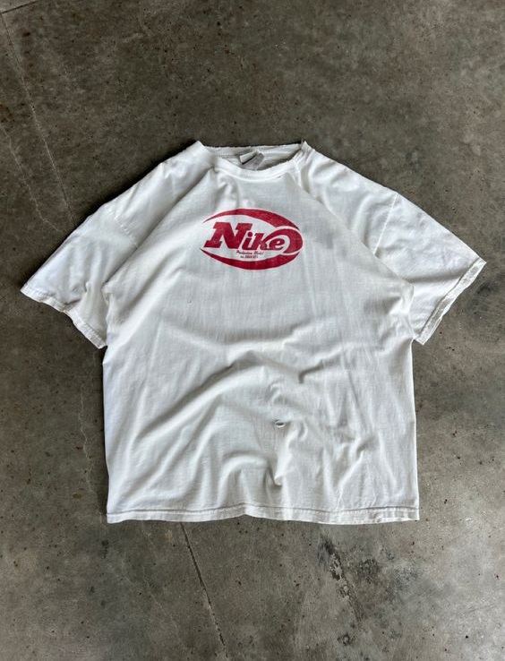 Vintage Nike Tee Shirt Outfit  Shirt Outfit Idea