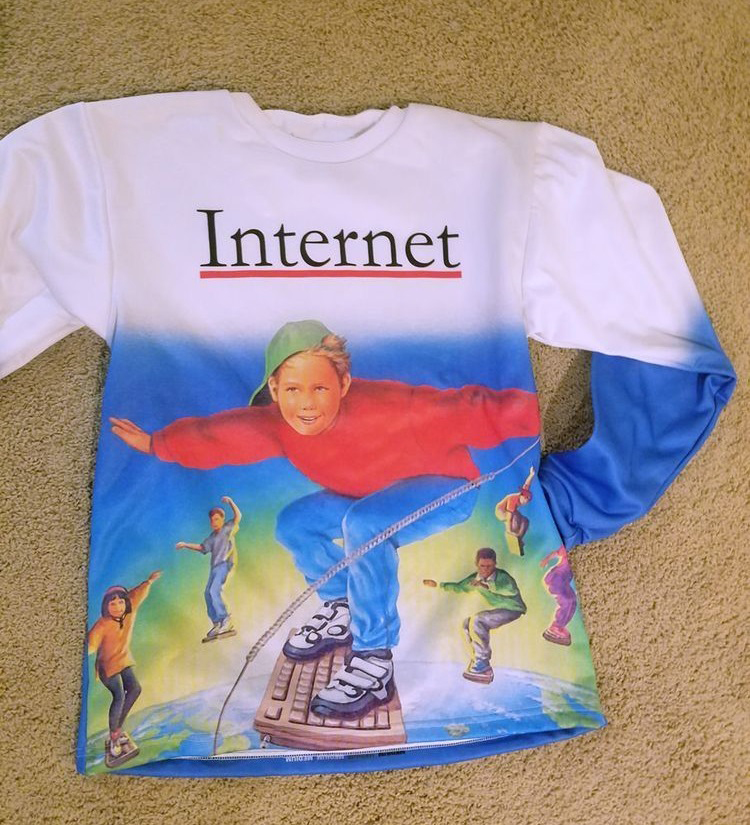 90s Internet Kid Sweashirt Outfits