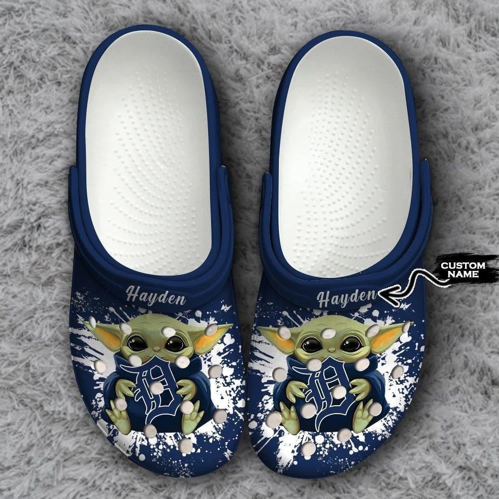 Custom Name Detroit Tigers MLB Team Logo Baseball Baby Yoda Crocss Classic Clogs Shoes Ver373