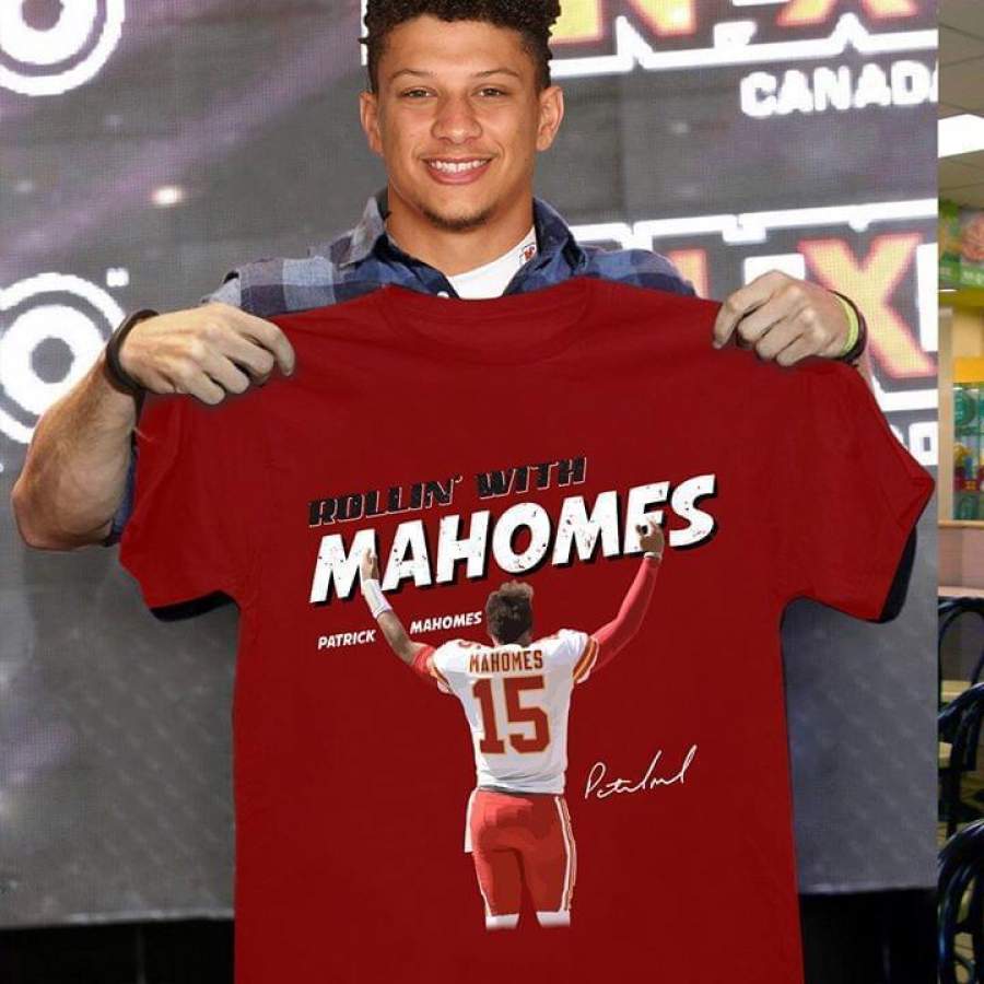 Rollin With Patrick Mahomes Signature Kansas City Chiefs T Shirt Trending Funny Gift Tshirt